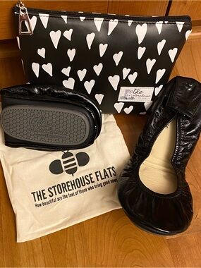 The Storehouse Flats Licorice Black Leather Foldable Ballet Flats